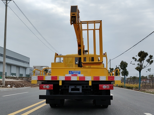 神百重工牌ABC5042JGKBJ6高空作業(yè)車公告圖片