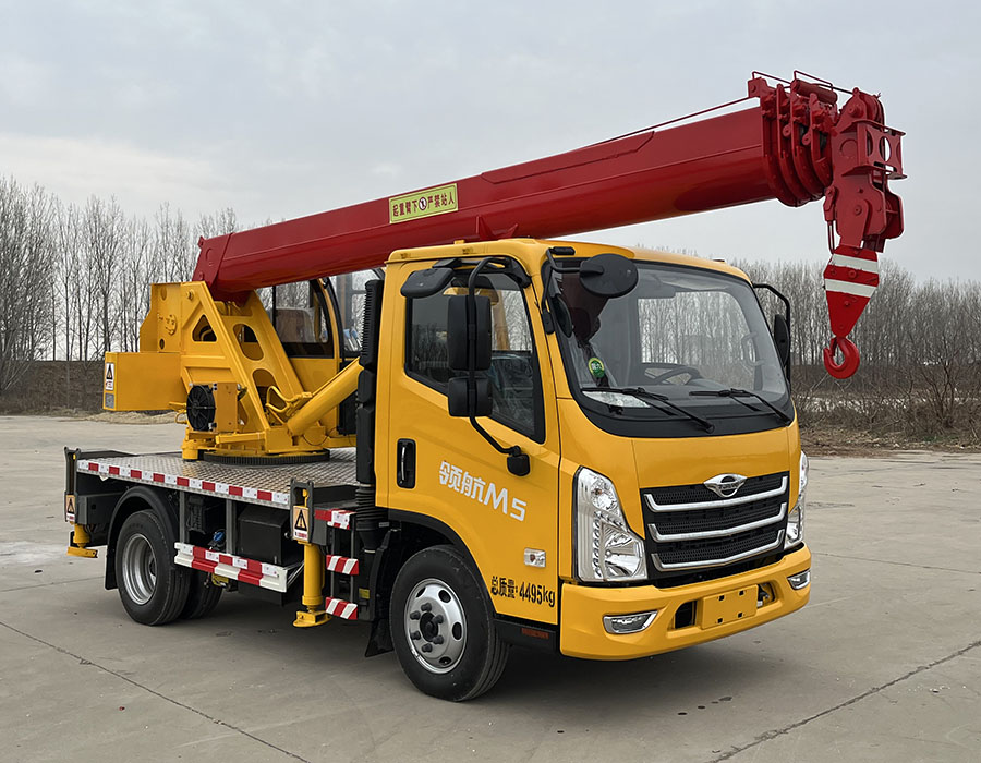 邁德盛牌YAD5040JQZBJ6汽車起重機(jī)