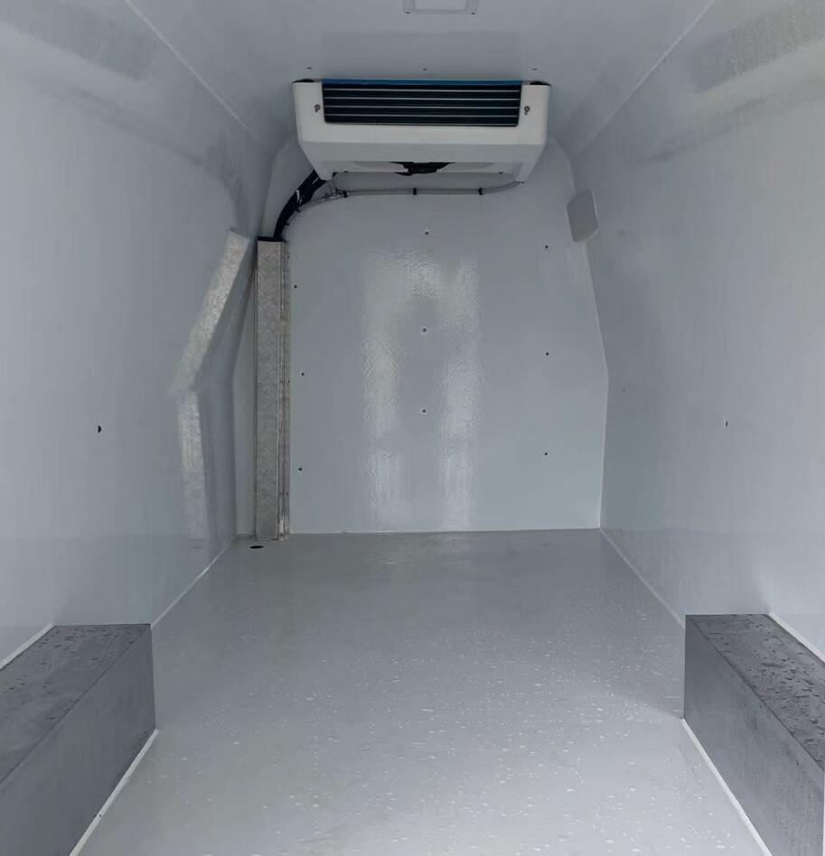 中壹迪牌DKV5030XLCEV1C純電動(dòng)冷藏車公告圖片