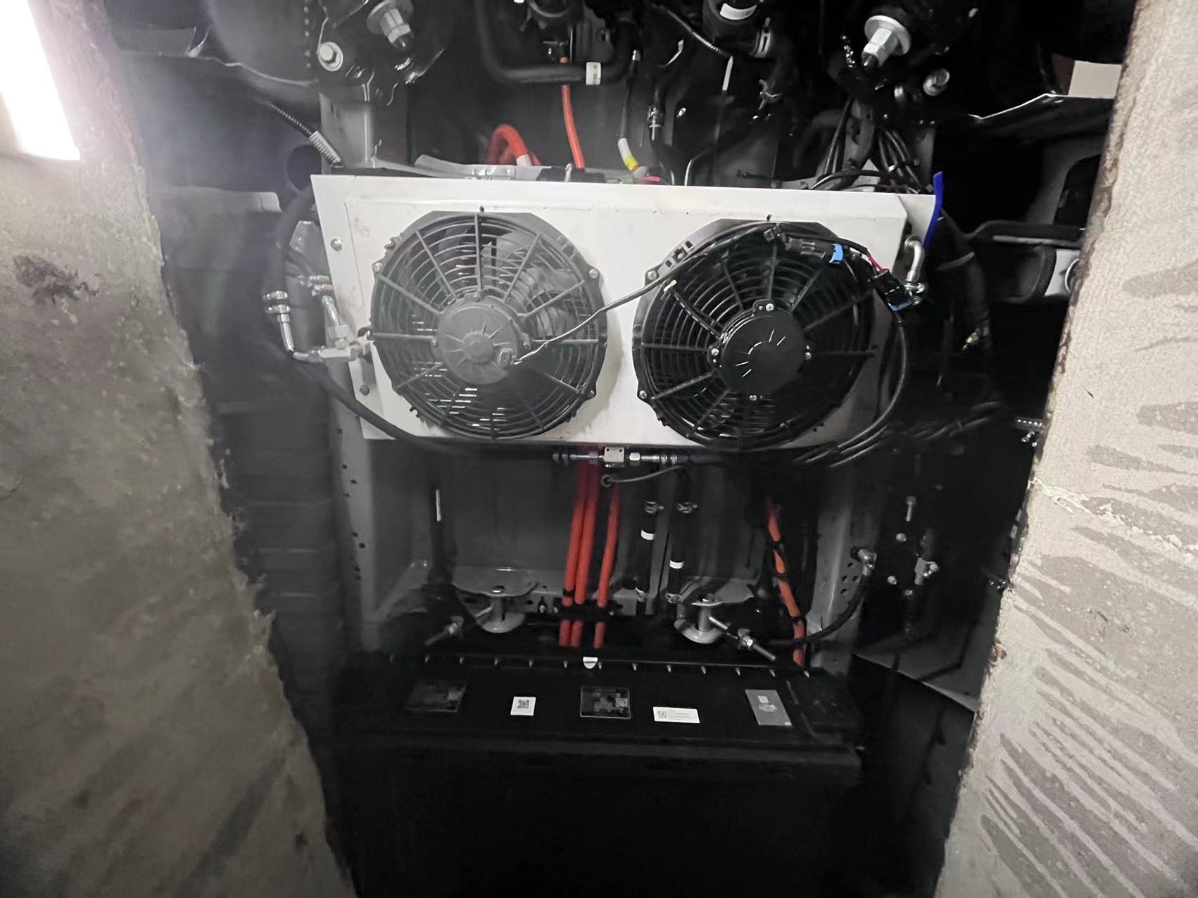 中壹迪牌DKV5030XLCEV1C純電動(dòng)冷藏車公告圖片