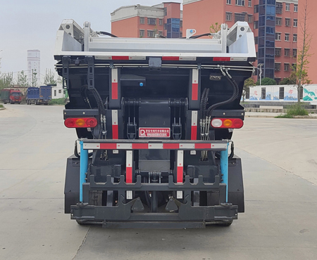 齊東方牌CLD5041ZZZBEVFD純電動(dòng)自裝卸式垃圾車公告圖片