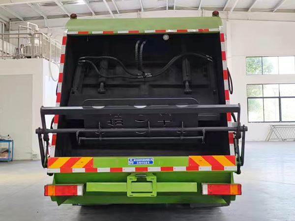 程力威牌CLW5250ZYSCDP壓縮式垃圾車公告圖片