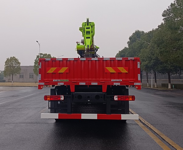 中聯(lián)牌ZLJ5310JSQCA隨車起重運輸車公告圖片