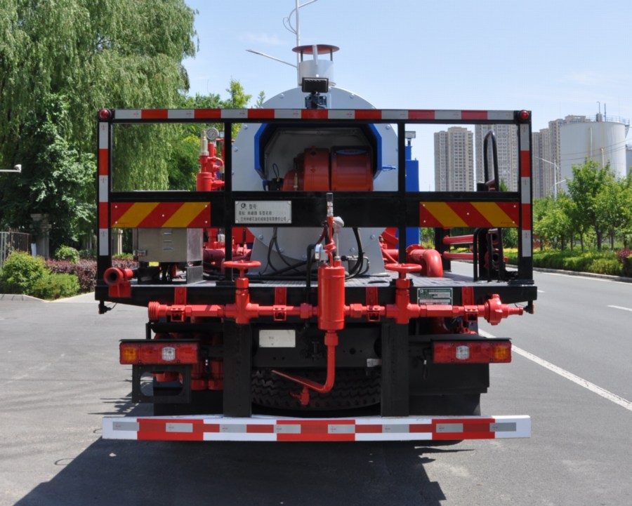 林峰牌LLF5240TXL40洗井清蠟車(chē)公告圖片