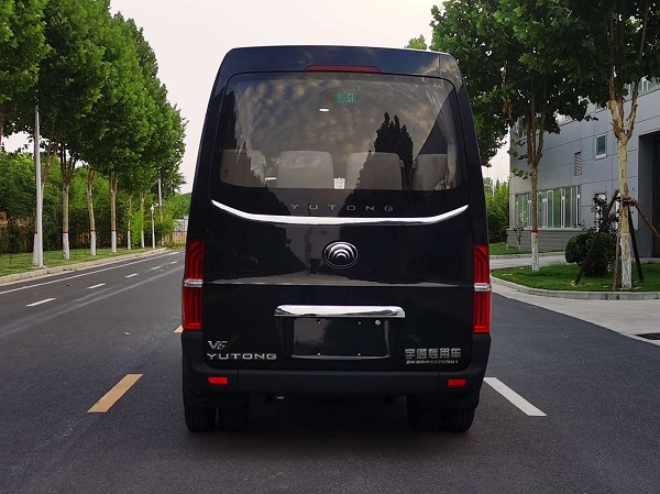 宇通牌ZK5040XYBD61運(yùn)兵車(chē)公告圖片