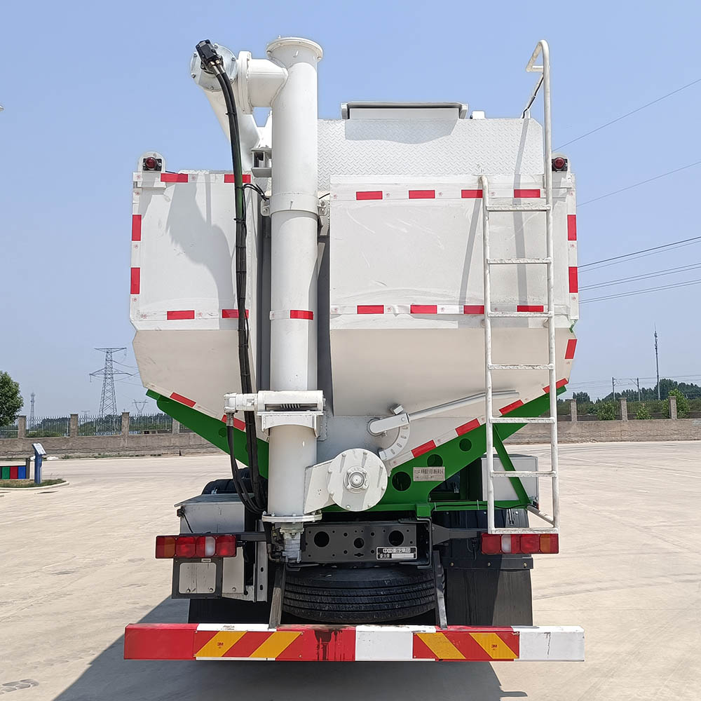 牧安達牌SDM5312ZSLZQ散裝飼料運輸車公告圖片