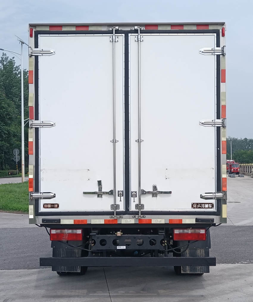解放牌CA5049XLCP40K41L3E6A84冷藏車公告圖片