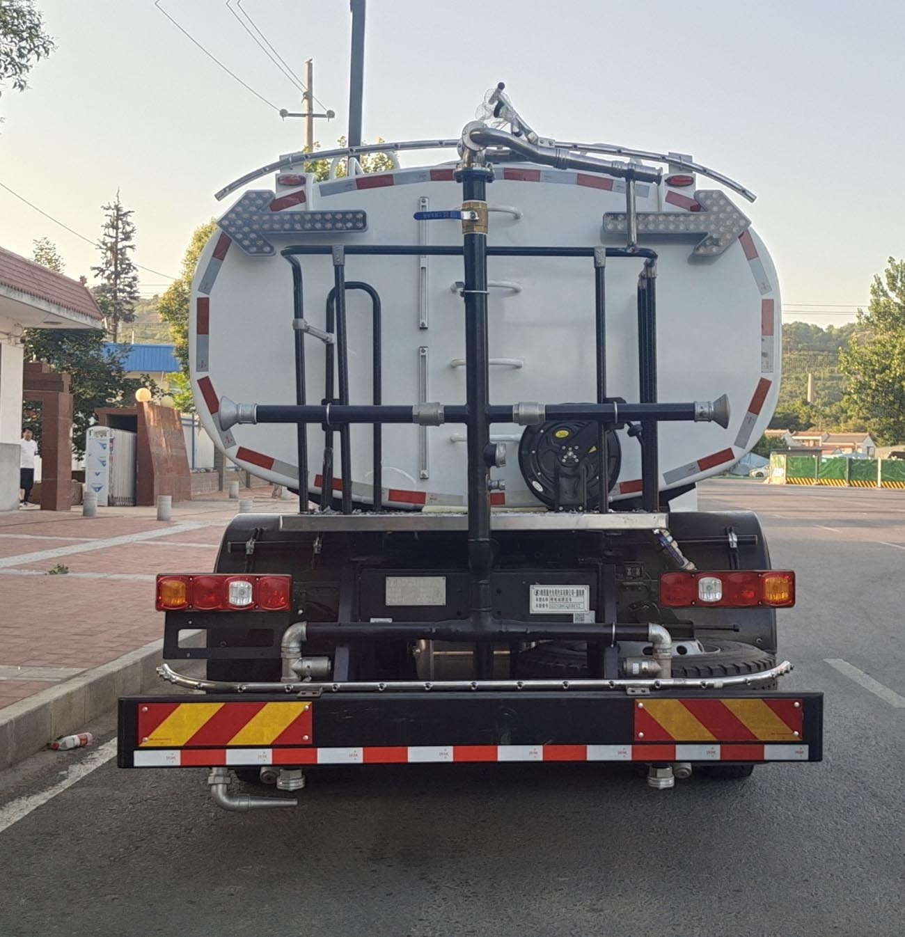 德尊牌SZZ5186GQXBEV2純電動(dòng)清洗車公告圖片