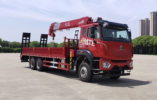 神百重工牌ABC5258JSQZZ6隨車起重運輸車