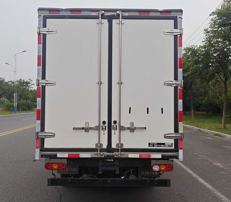 飛碟牌FD5041XLCD66BEV-1純電動冷藏車公告圖片