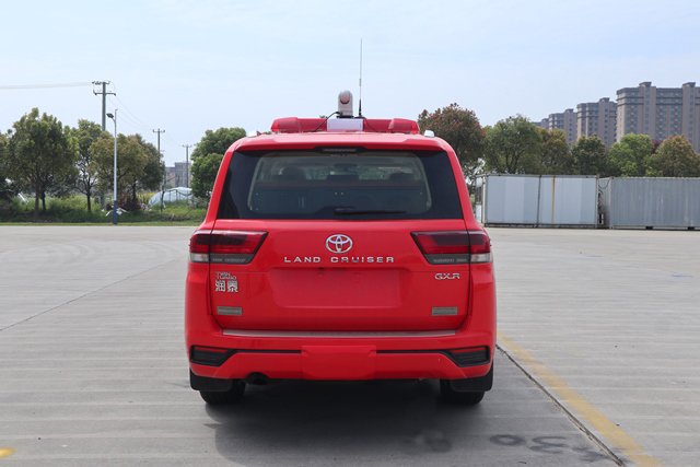 潤(rùn)泰牌RT5030TXFTZ1500/T6通信指揮消防車公告圖片