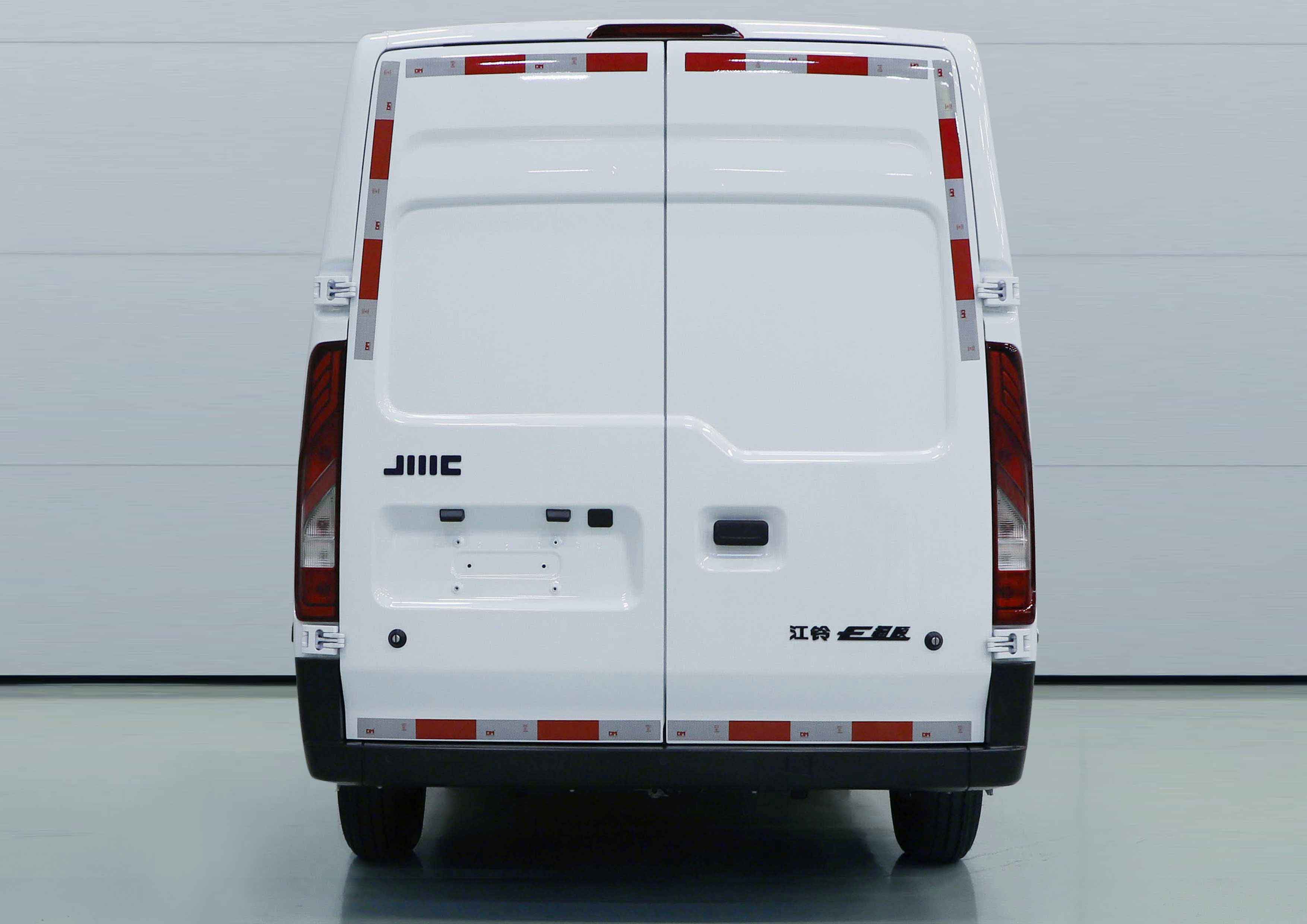 江鈴牌JX5031XXYTGBBEV純電動(dòng)廂式運(yùn)輸車公告圖片