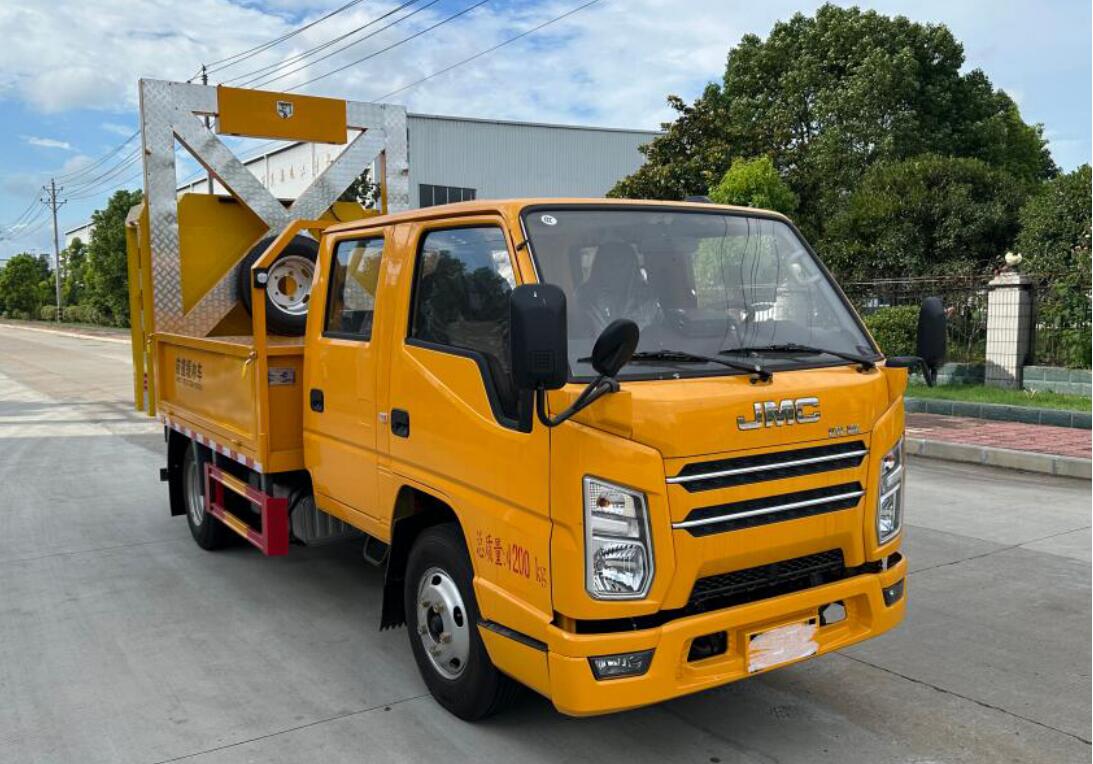 鼎宸騰興牌DCZ5040TFZJDP防撞緩沖車