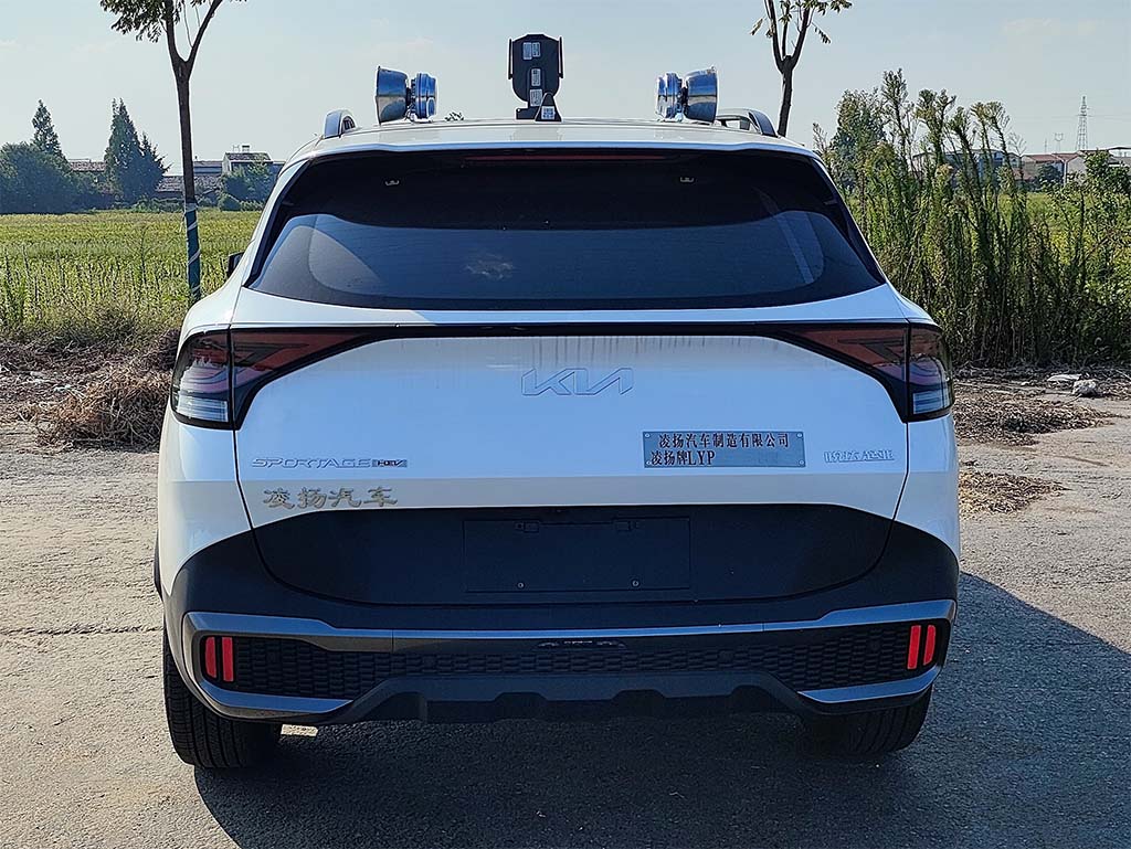 凌揚牌LYP5029TXUHEV混合動力巡邏車公告圖片