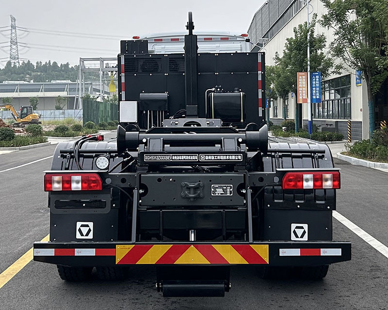 徐工牌XGH5312ZXXXBEV純電動車廂可卸式垃圾車公告圖片