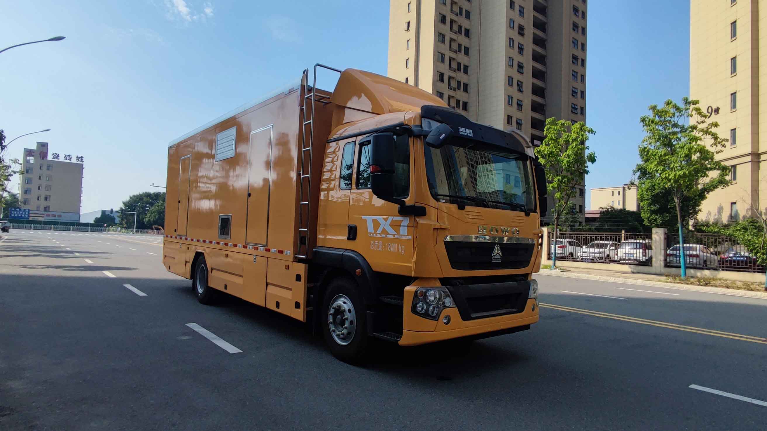 新東日牌YZR5187XDYZZ6電源車