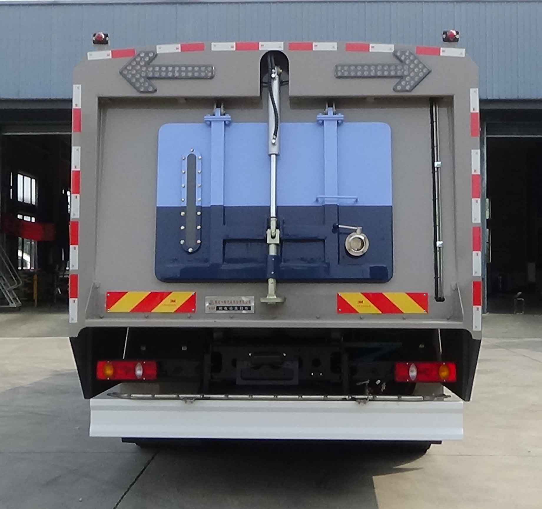 專致牌YZZ5180TXSBEV純電動洗掃車公告圖片