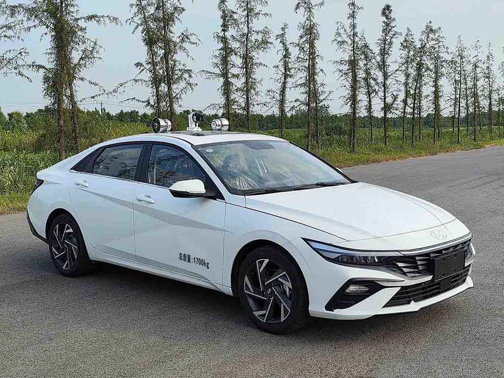 凌揚牌LYP5028TXU巡邏車