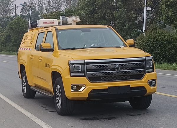 路鑫牌NJJ5031TPS6大流量排水搶險(xiǎn)車