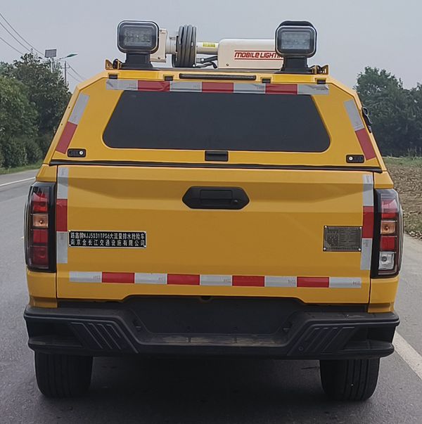 路鑫牌NJJ5031TPS6大流量排水搶險(xiǎn)車公告圖片