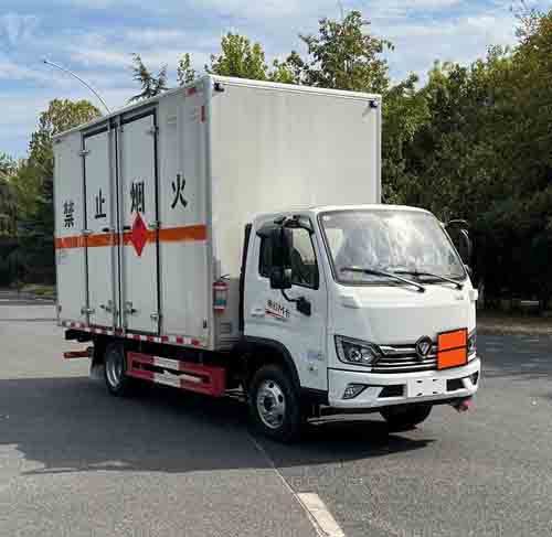 百捷牌QYY5041XRQBJ6易燃?xì)怏w廂式運(yùn)輸車