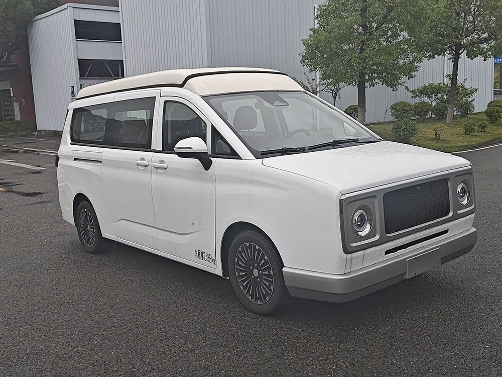 銳勝牌BAW5031TSY6AM51BEV純電動宿營車