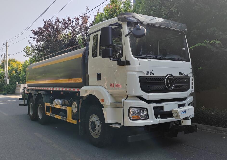 綠化噴灑車圖片