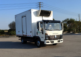 豪沃牌ZZ5087XLCH3414Z180BEVD1纯电动冷藏车