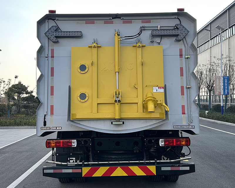 徐工牌XGH5181TXSB6洗掃車公告圖片