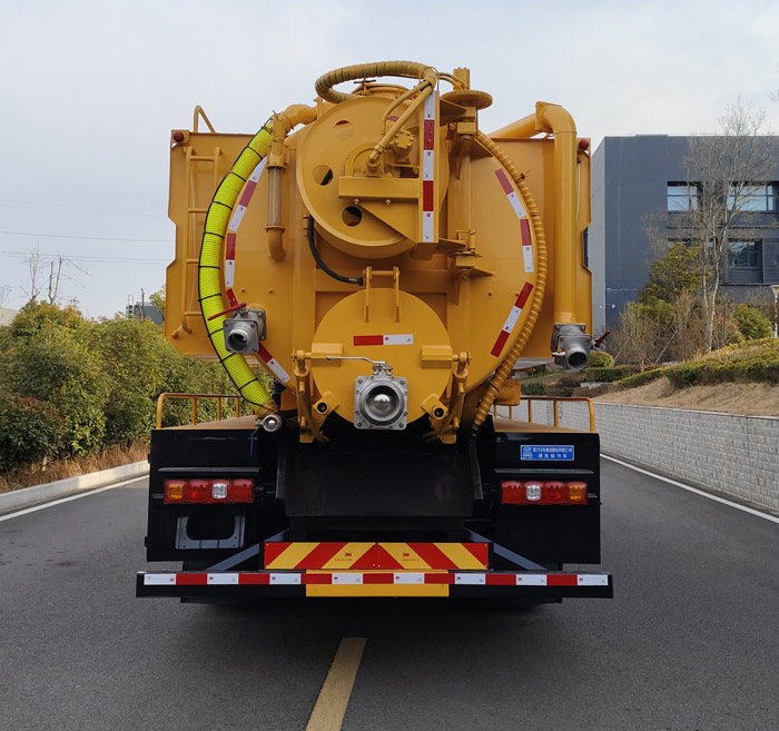 程力牌CL5185GQW6AHQ清洗吸污車公告圖片