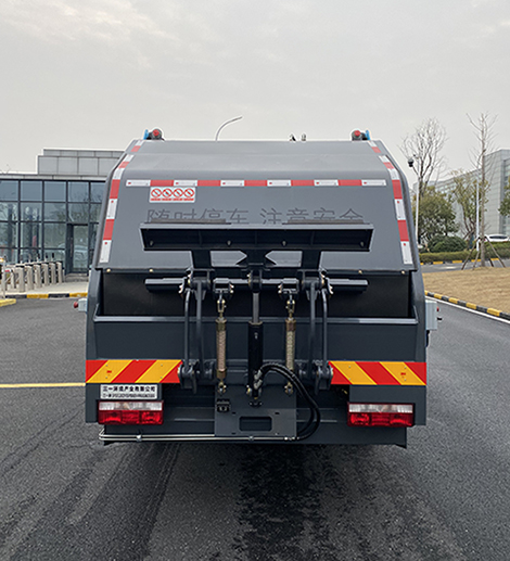 三一牌SYS5120ZYSSYBBEV純電動(dòng)壓縮式垃圾車公告圖片