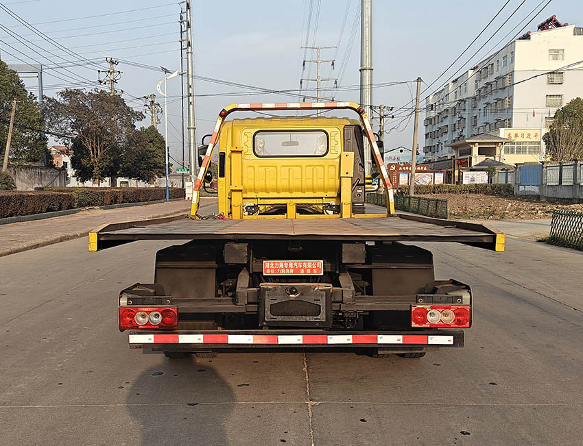 力海通牌HLH5045TQZBJ6清障車公告圖片