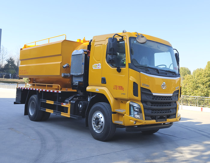 程力牌CL5183GQW6AHQ清洗吸污車