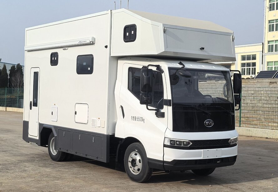 WSJ5061XLJBYDHEV型插電式增程混合動力旅居車圖片