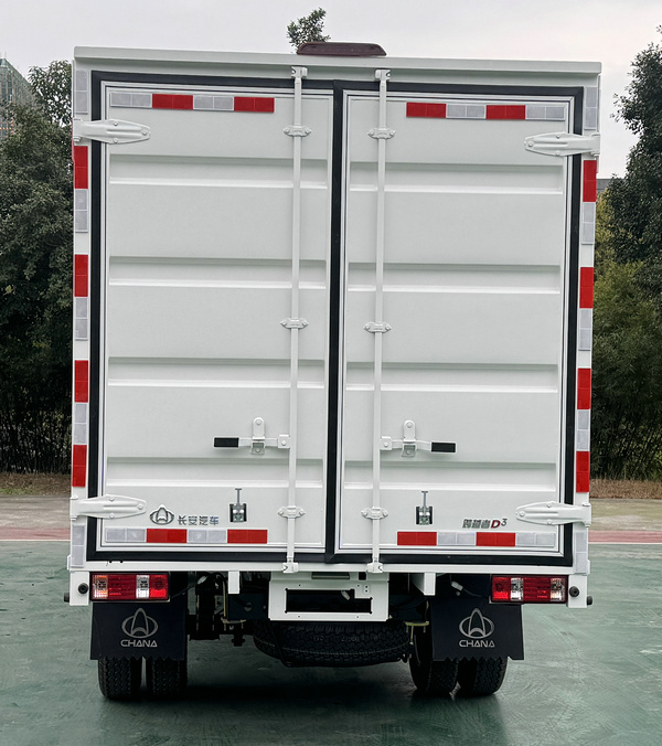 長安牌CKS5032XXYD3FS6B2廂式貨車公告圖片