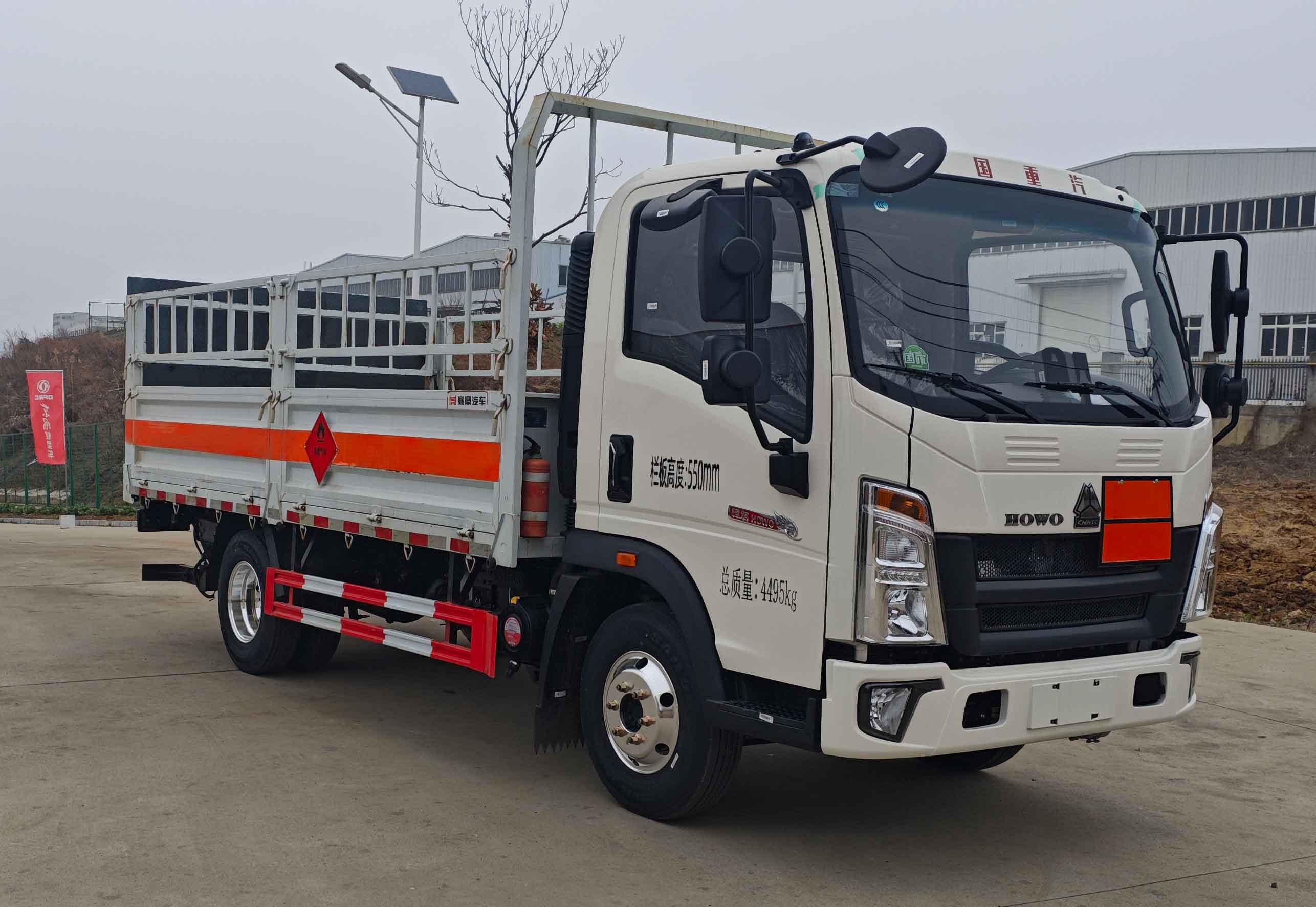 XDV5040TQPZZ6型氣瓶運(yùn)輸車圖片