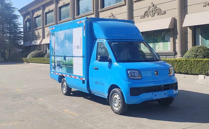 福田牌BJ5030XZS4JV6-73展示車