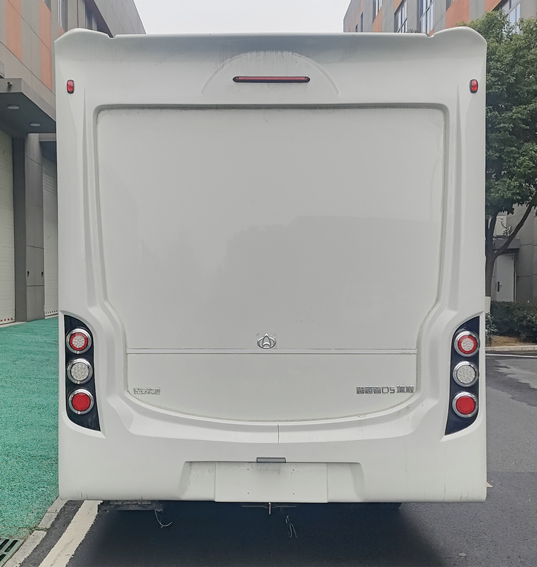 長(zhǎng)安牌CKS5032XLJD5FD6B1SHEV插電式增程混合動(dòng)力旅居車(chē)公告圖片