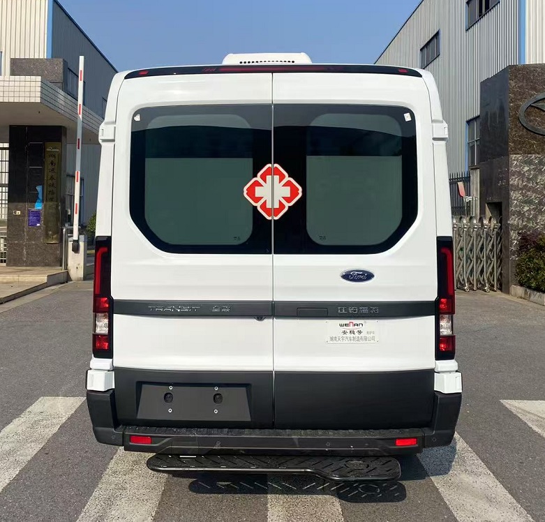 安穩(wěn)號牌TYM5043XJHV363C6救護車公告圖片