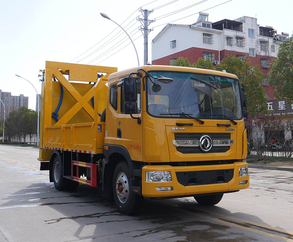 華通牌HCQ5120TFZEQ6CS防撞緩沖車