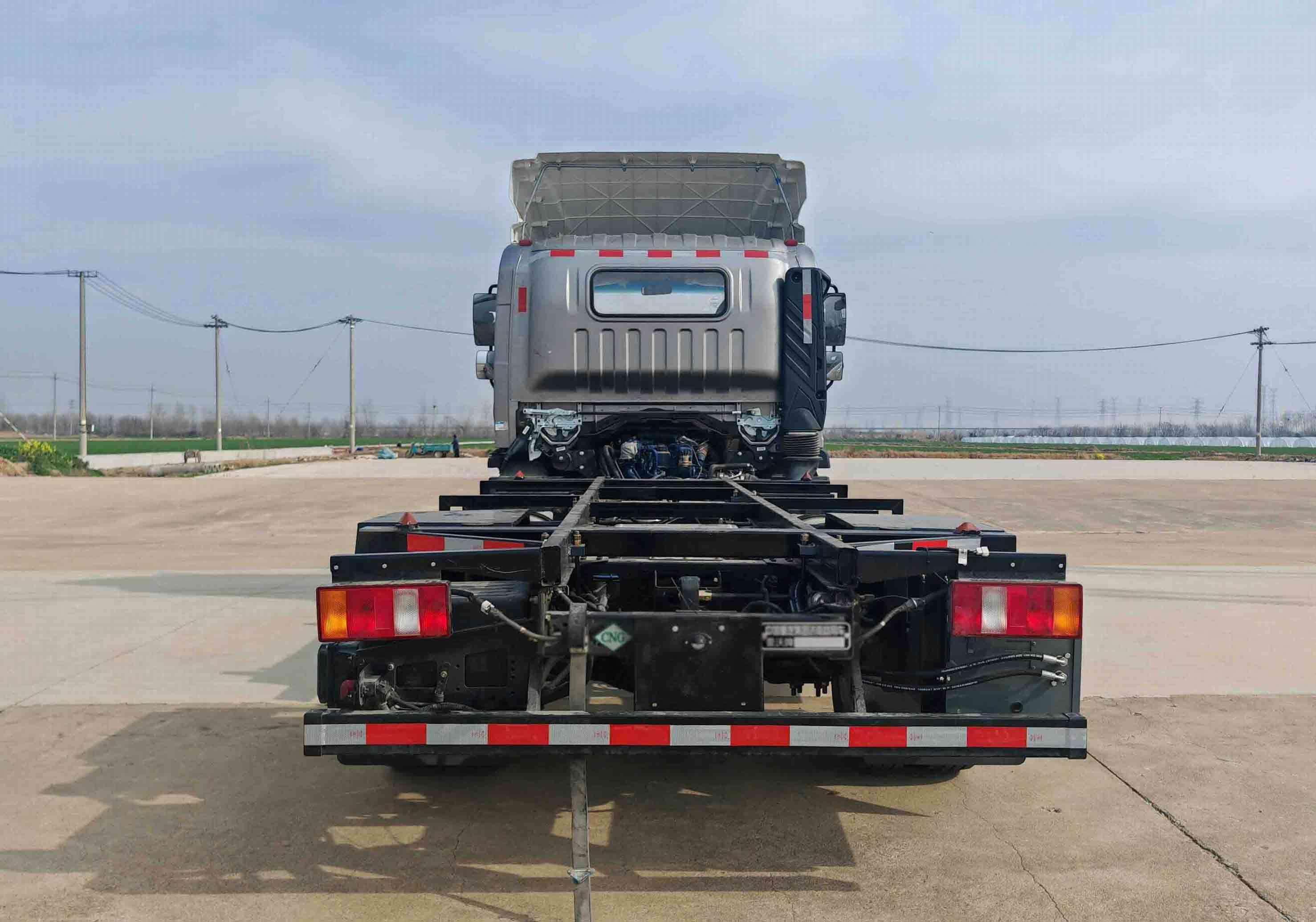 豪沃牌ZZ5047ZKXF3515F145CL車廂可卸式汽車公告圖片