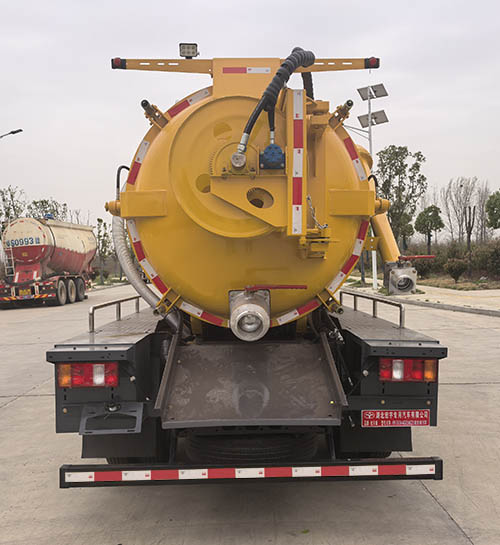 虹宇牌HYS5044GQWZ6清洗吸污車公告圖片