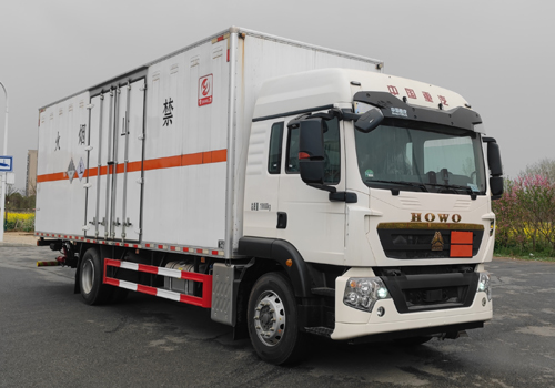 專力牌ZLC5180XZWZ6雜項(xiàng)危險(xiǎn)物品廂式運(yùn)輸車