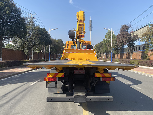 龍牧雙星牌LMX5182TQZSX6清障車(chē)公告圖片