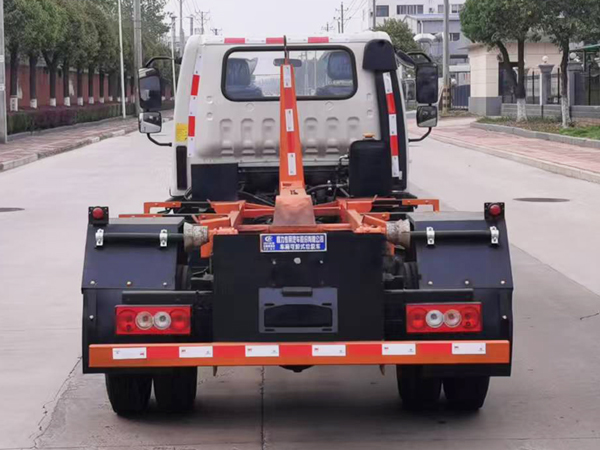 程力威牌CLW5042ZXXCDP車廂可卸式垃圾車公告圖片