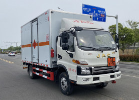 楚飞牌CLQ5045XRY6HFC易燃液体厢式运输车