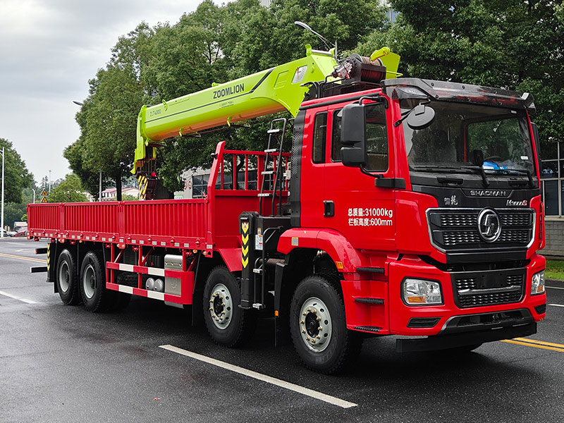 ZLM5311JSQSX型隨車(chē)起重運(yùn)輸車(chē)圖片