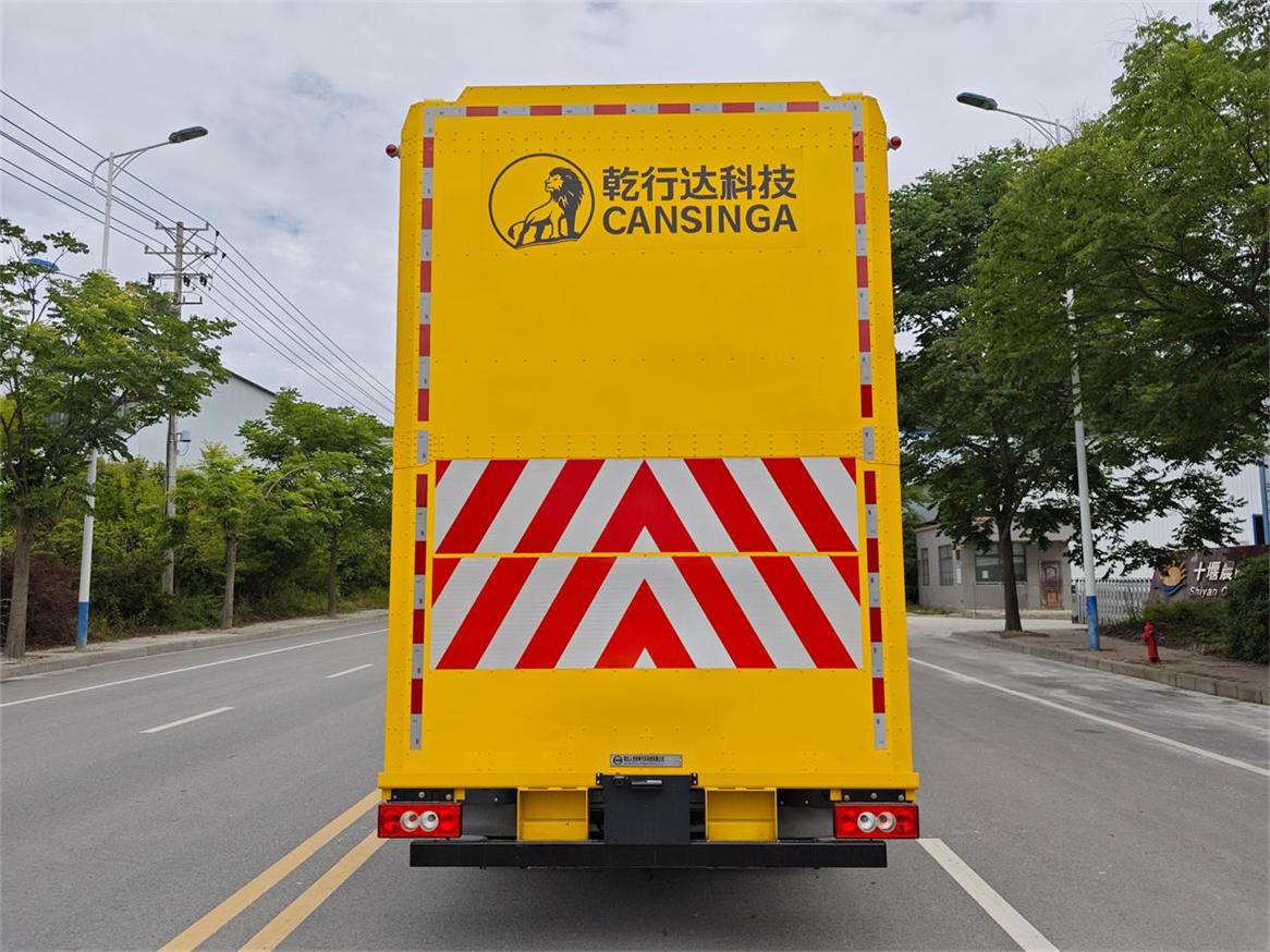 猛卡士特牌XCL5120TFZ6B防撞緩沖車公告圖片