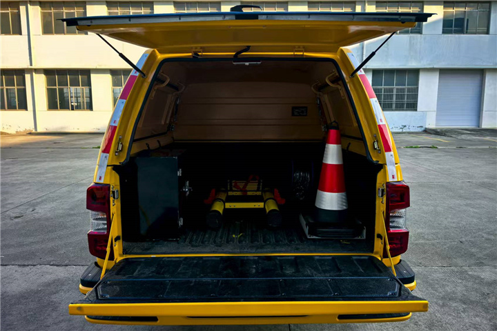 先行科技牌XXP5030XGCEVQ純電動(dòng)工程車公告圖片