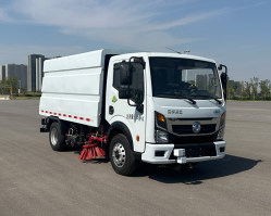 中植汽车牌CDL5071TXSDFBEV纯电动洗扫车